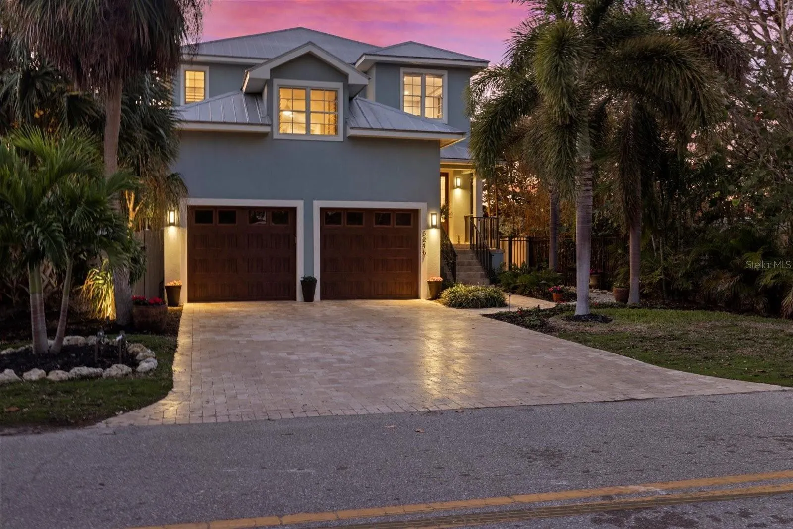 5246 AVENIDA DEL MARE