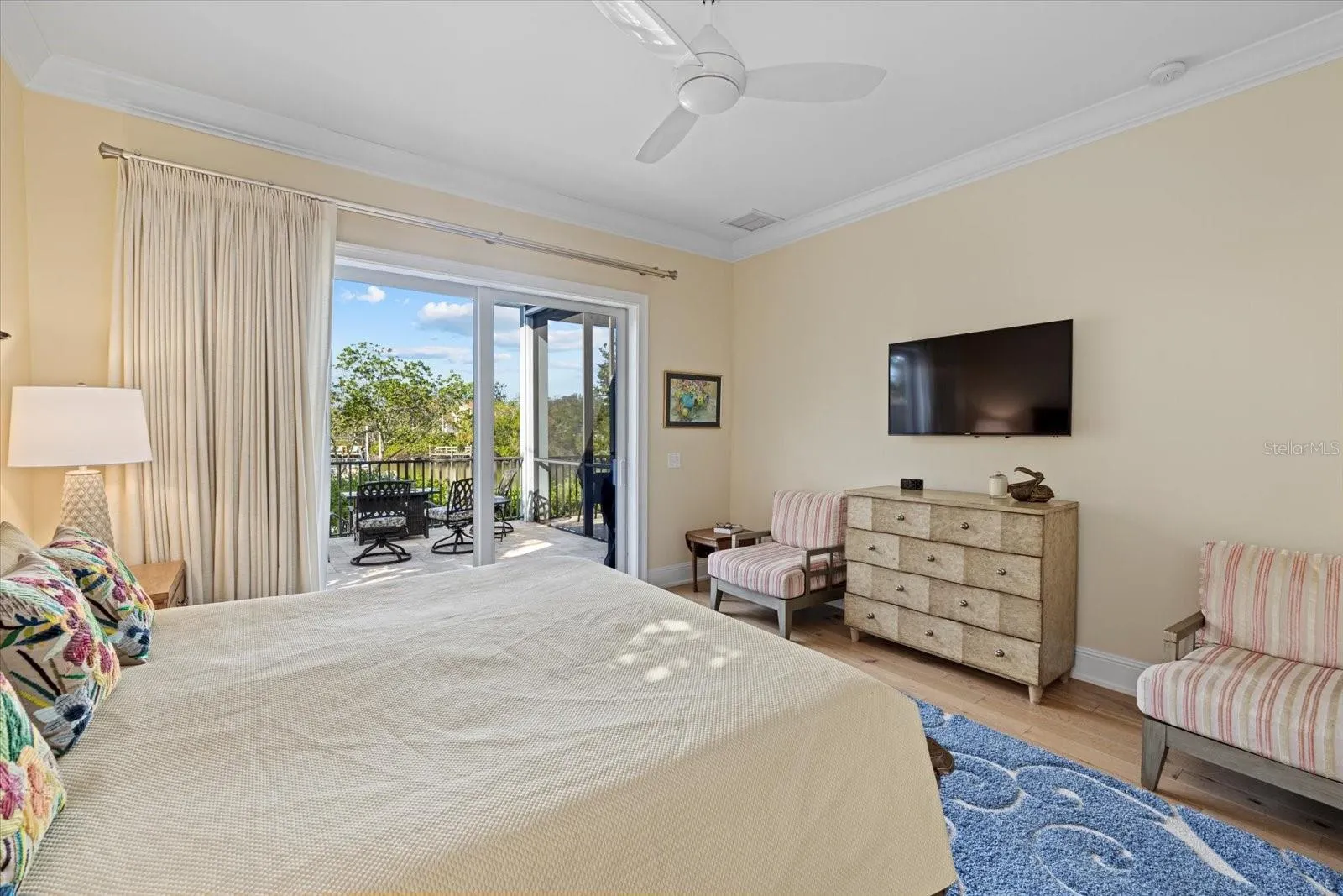 5246 AVENIDA DEL MARE