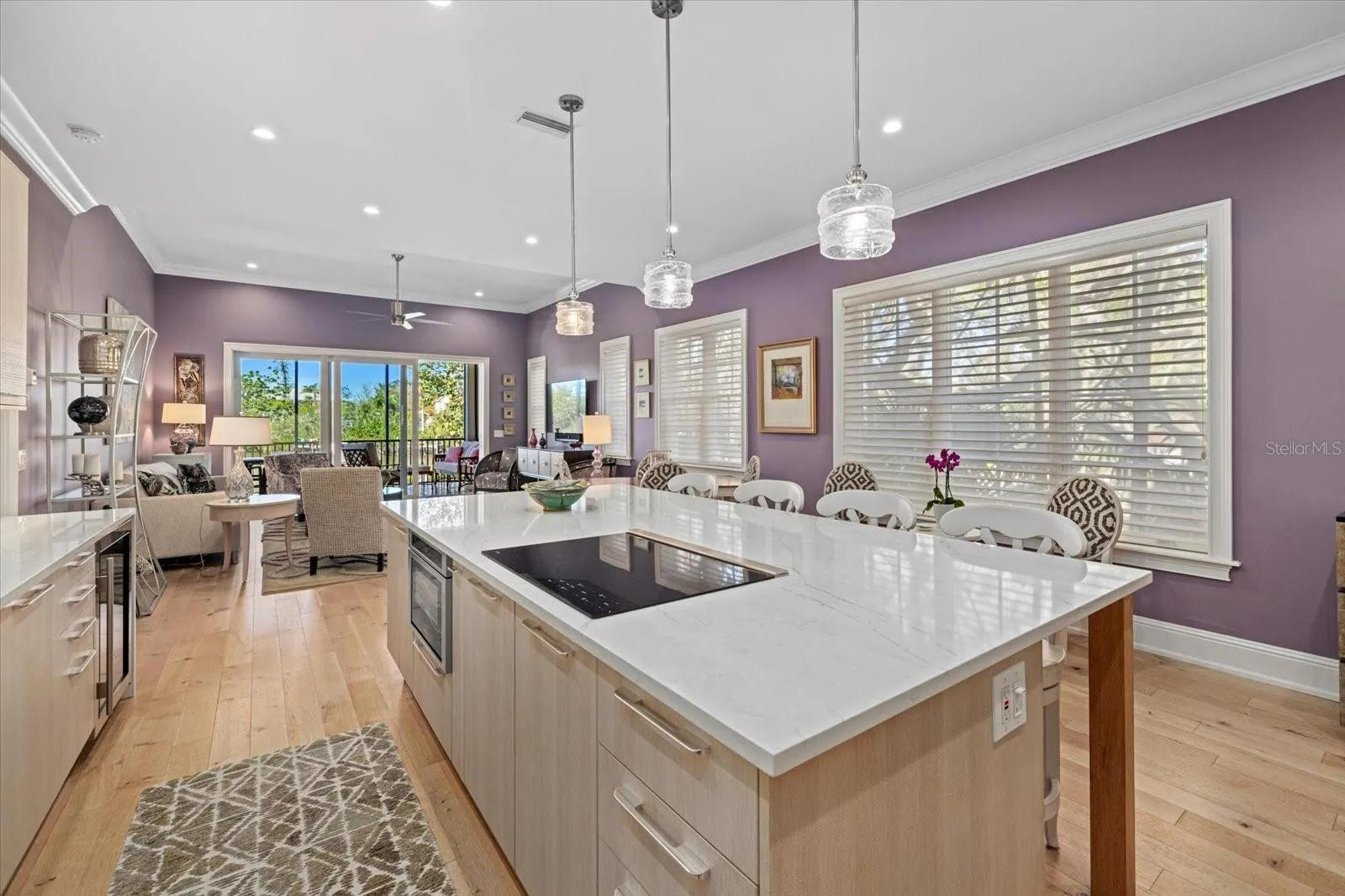 5246 AVENIDA DEL MARE