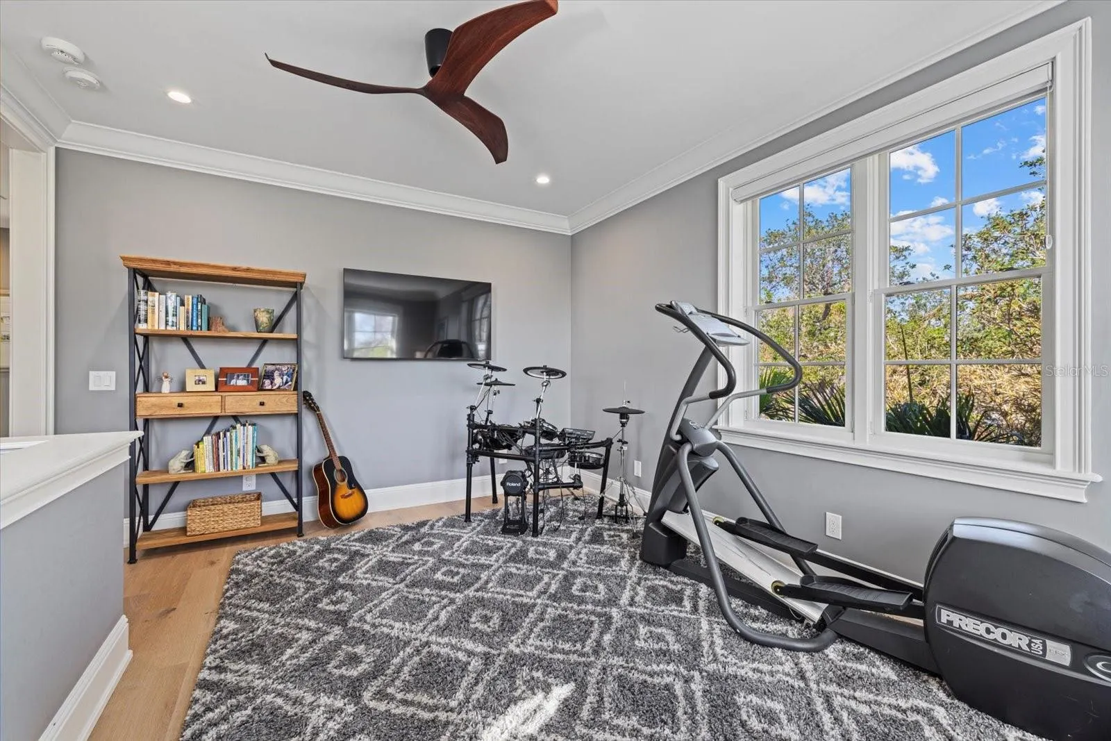 5246 AVENIDA DEL MARE