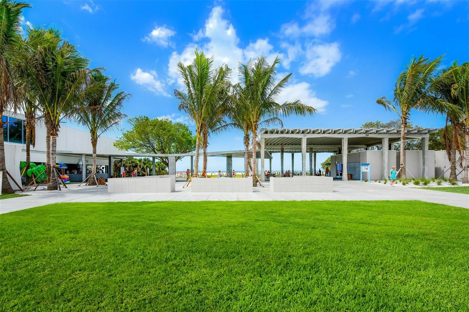 5246 AVENIDA DEL MARE