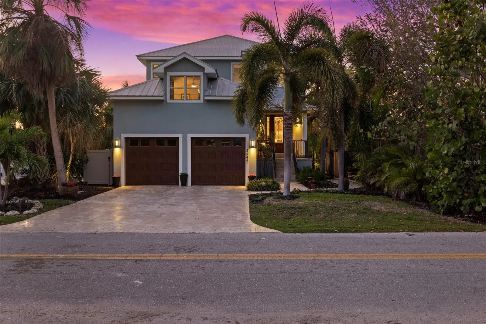 5246 AVENIDA DEL MARE
