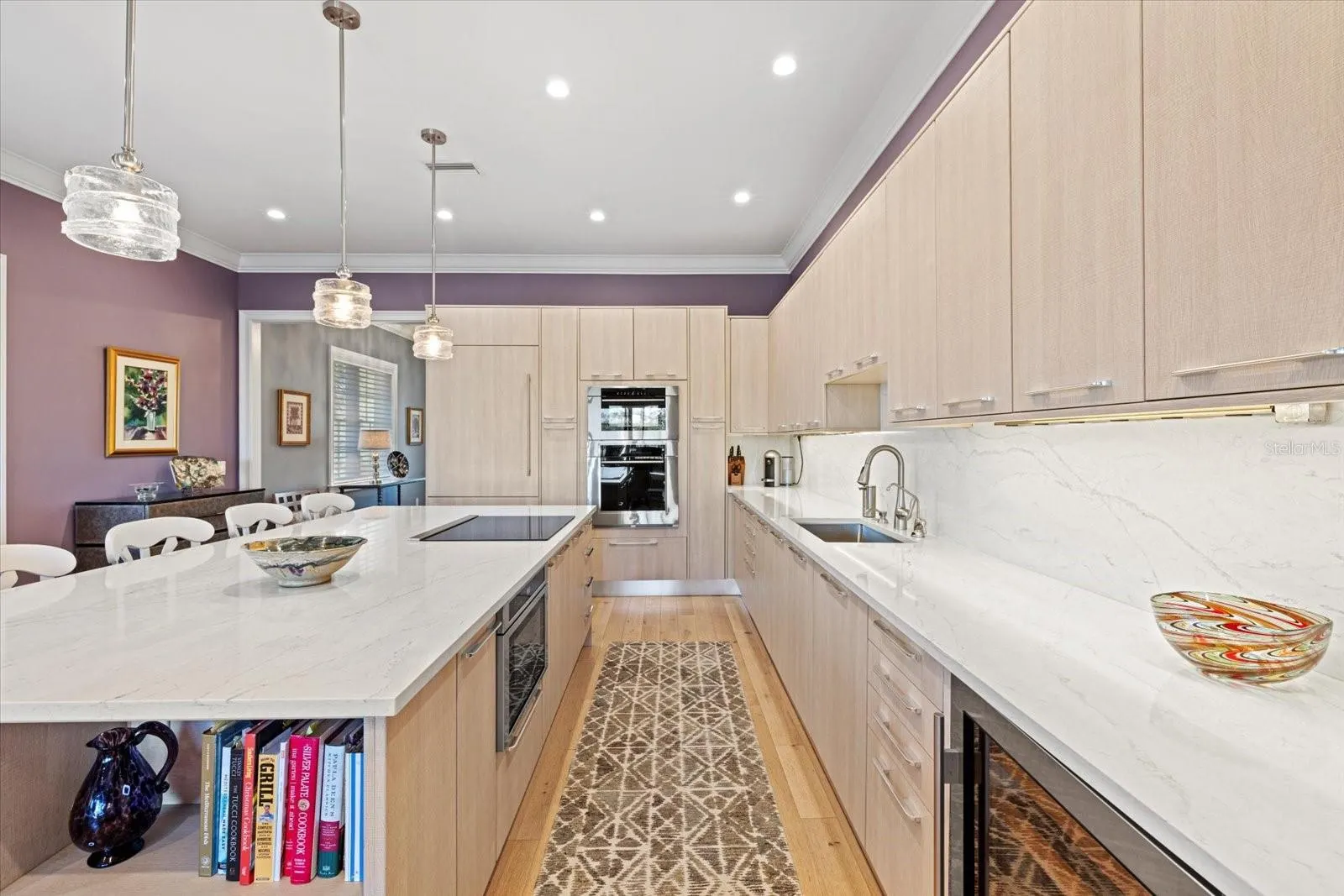 5246 AVENIDA DEL MARE
