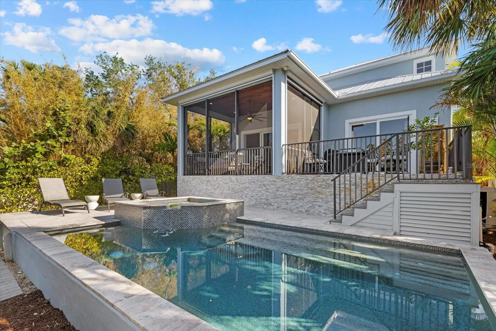 5246 AVENIDA DEL MARE