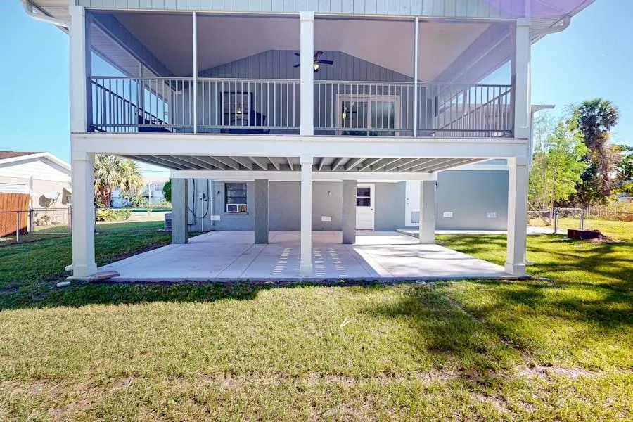 4207 5TH AVE W