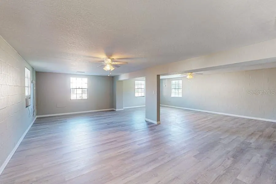 4207 5TH AVE W