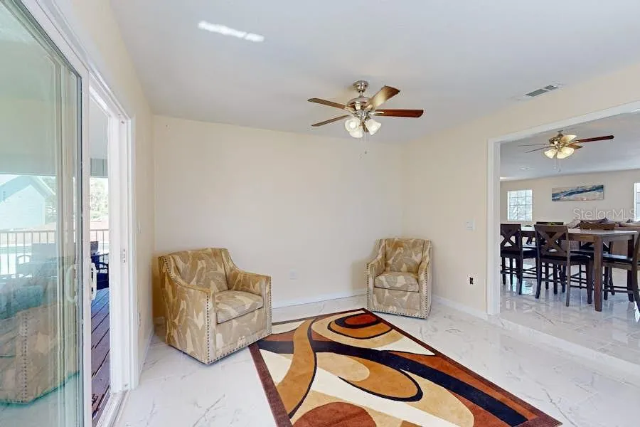 4207 5TH AVE W