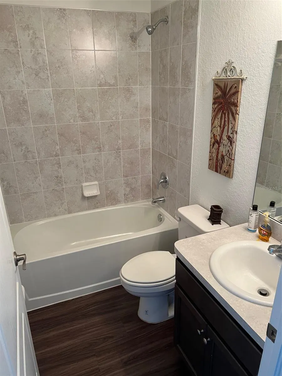 4600 SAN LORENZO DR