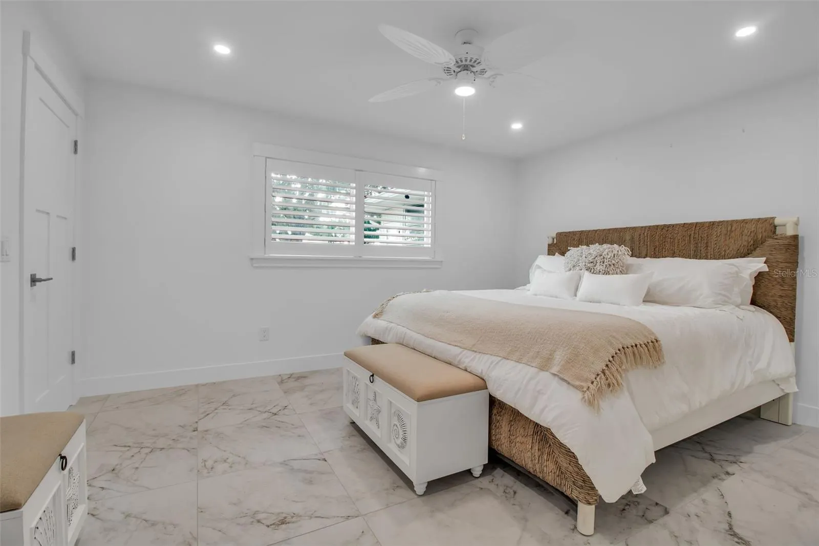 602 FAIR WINDS DR #602, #602