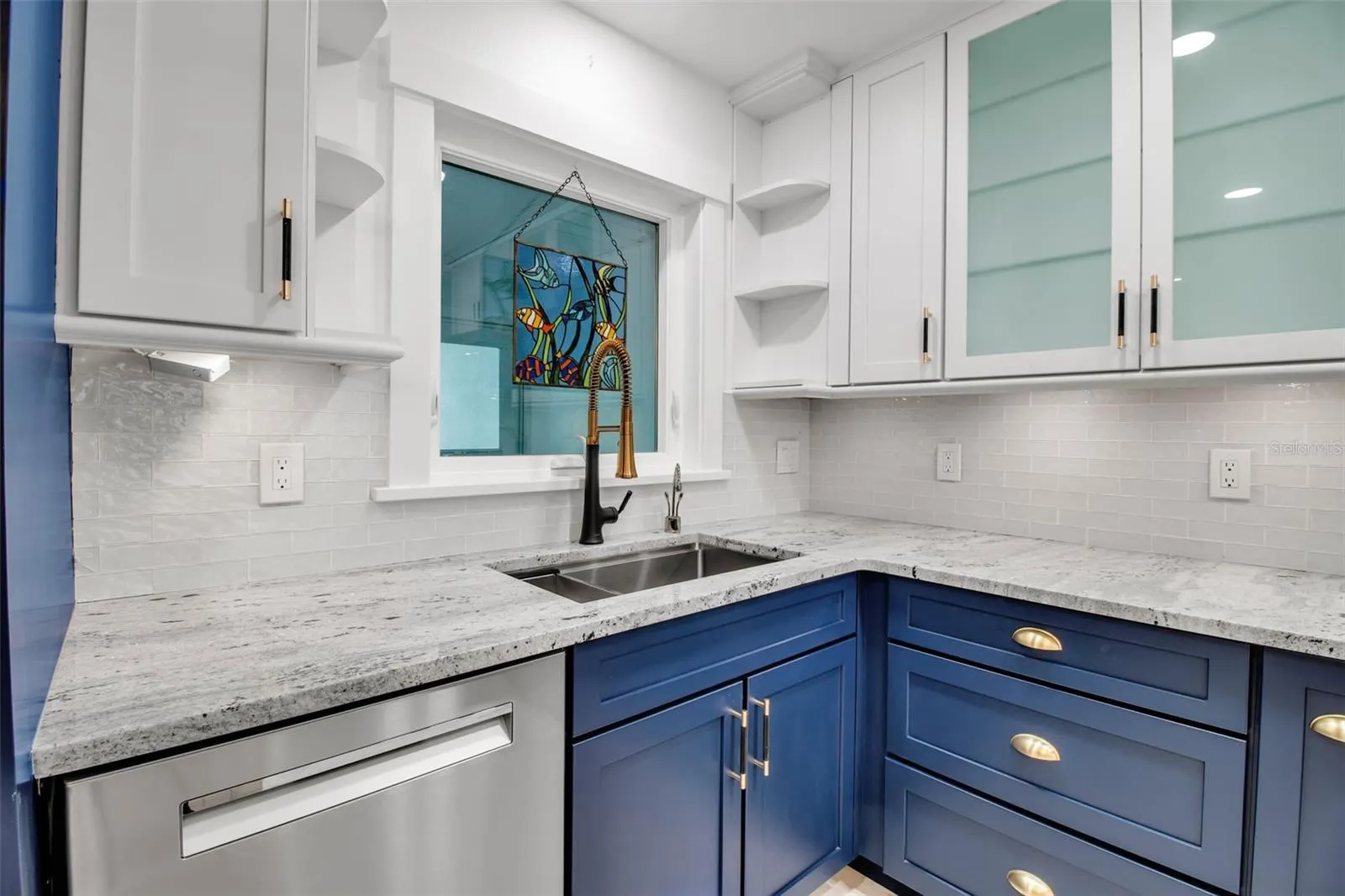 602 FAIR WINDS DR #602, #602