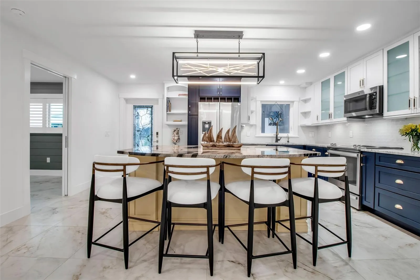602 FAIR WINDS DR #602, #602