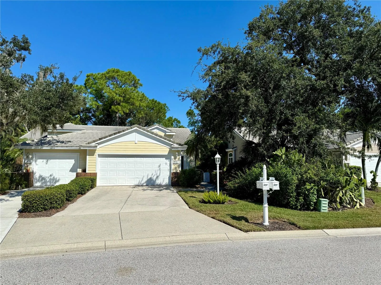 7628 WHITEBRIDGE GLN