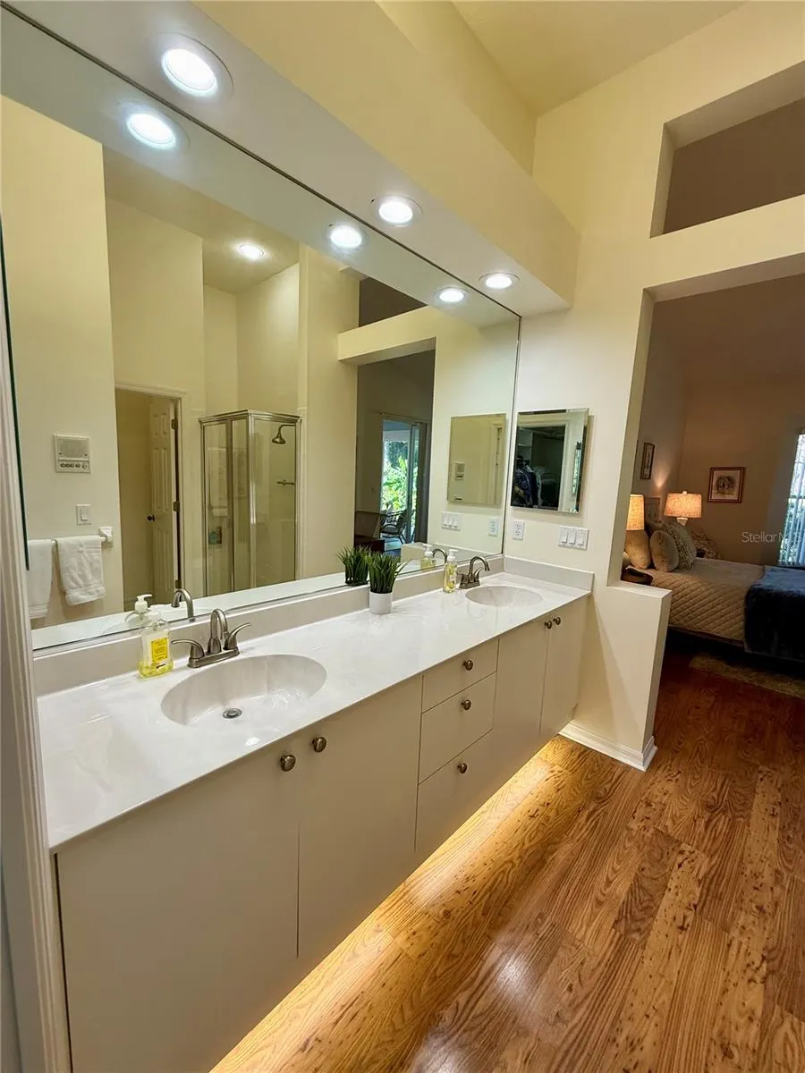 7628 WHITEBRIDGE GLN