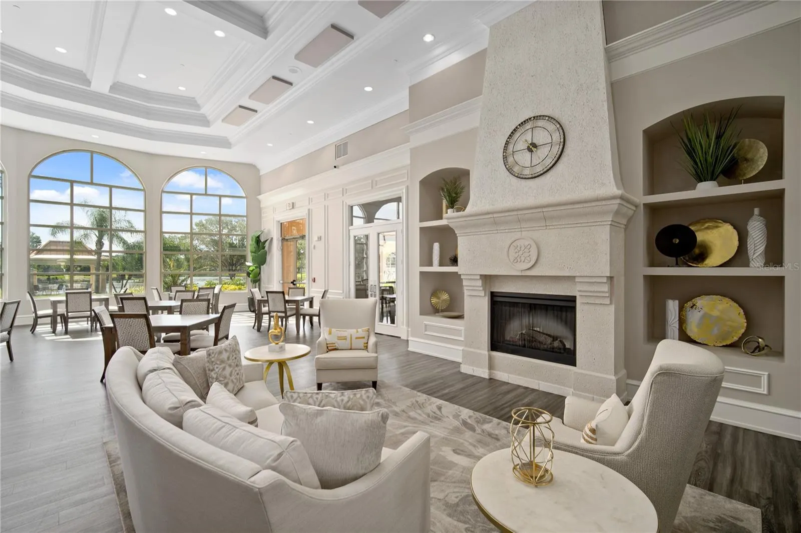5785 VALENTE PL