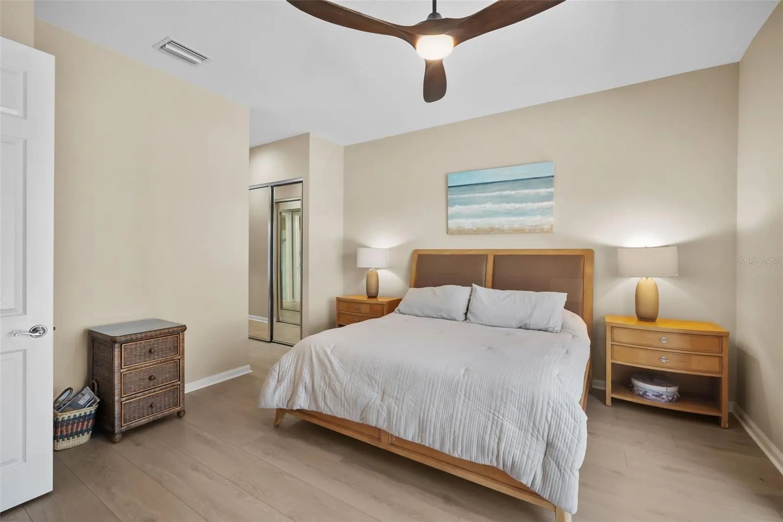 5785 VALENTE PL