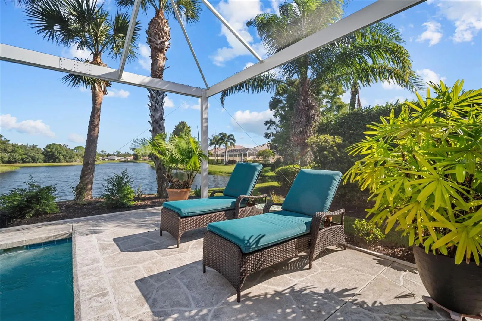 5785 VALENTE PL