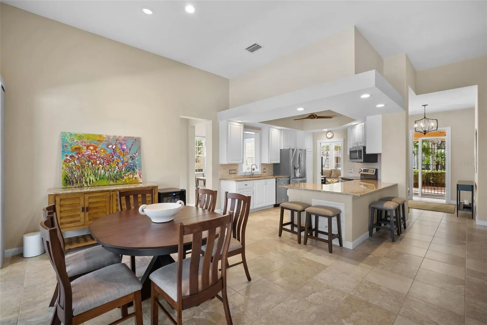 5785 VALENTE PL