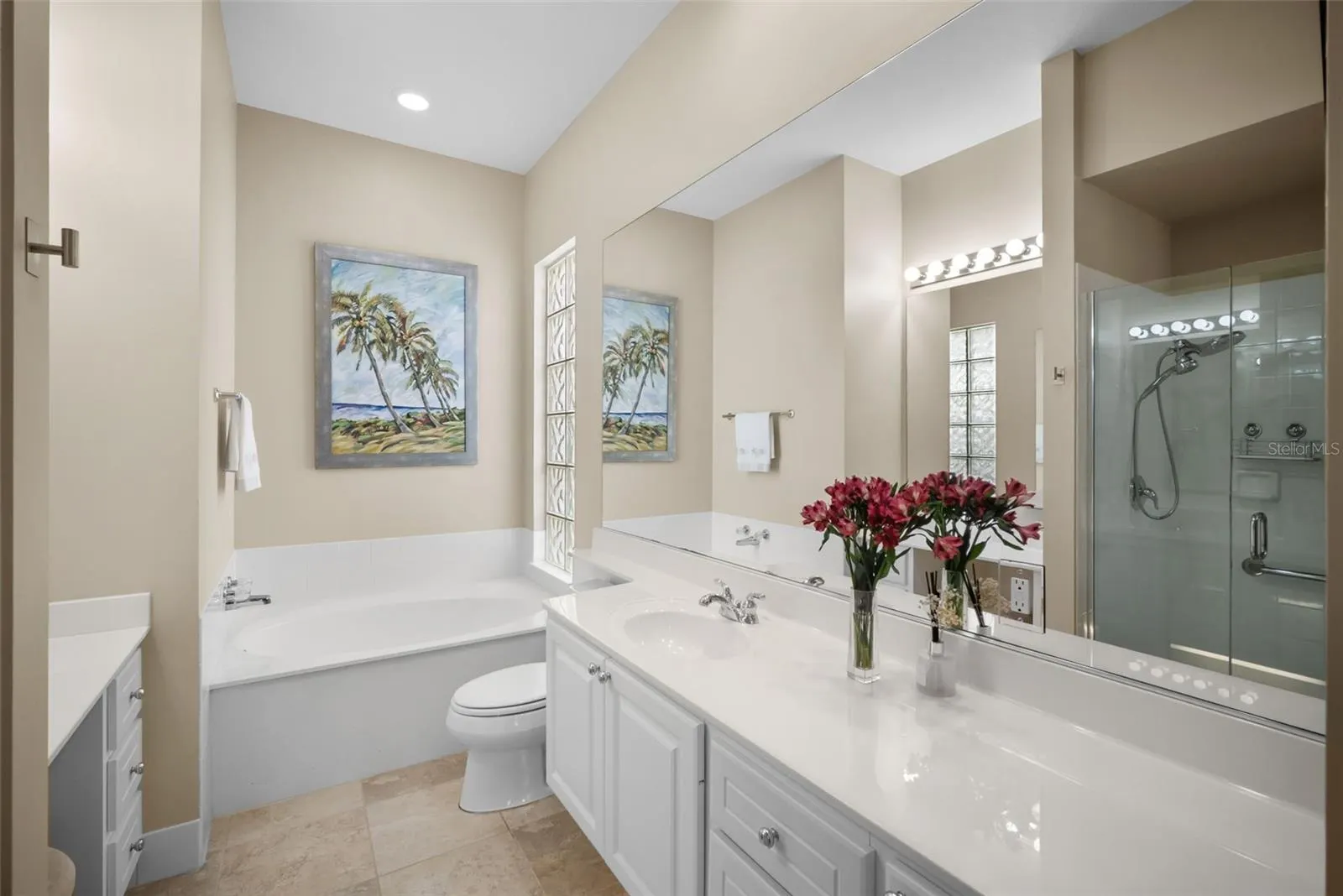5785 VALENTE PL