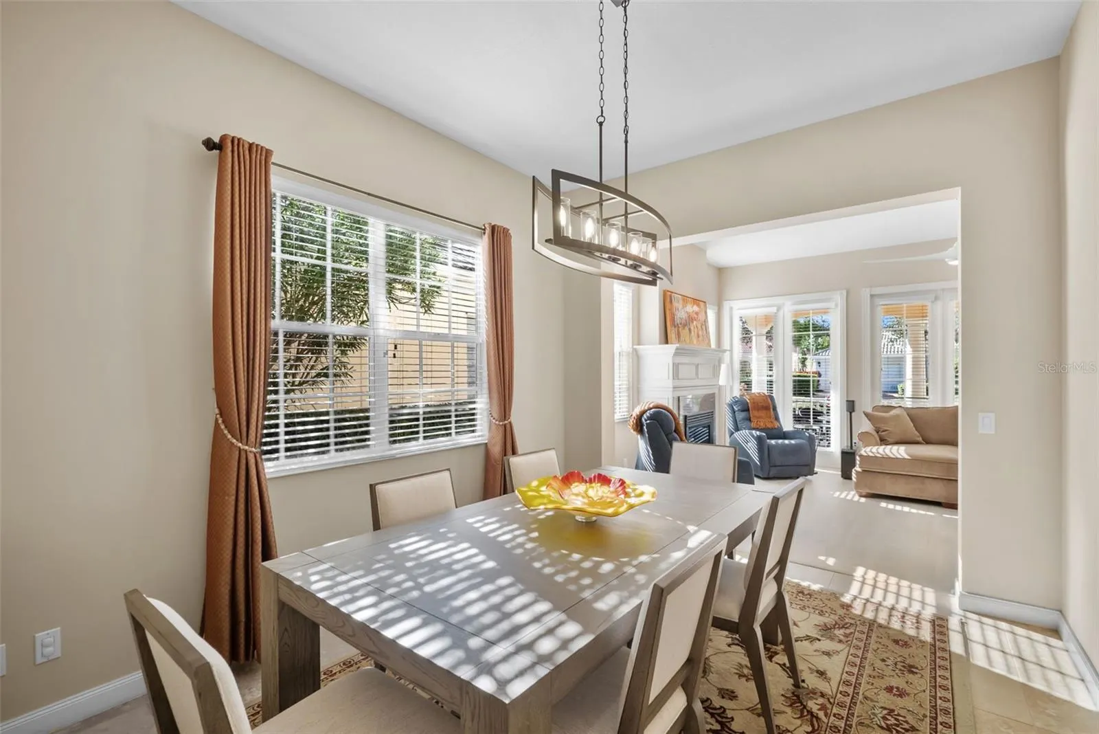 5785 VALENTE PL