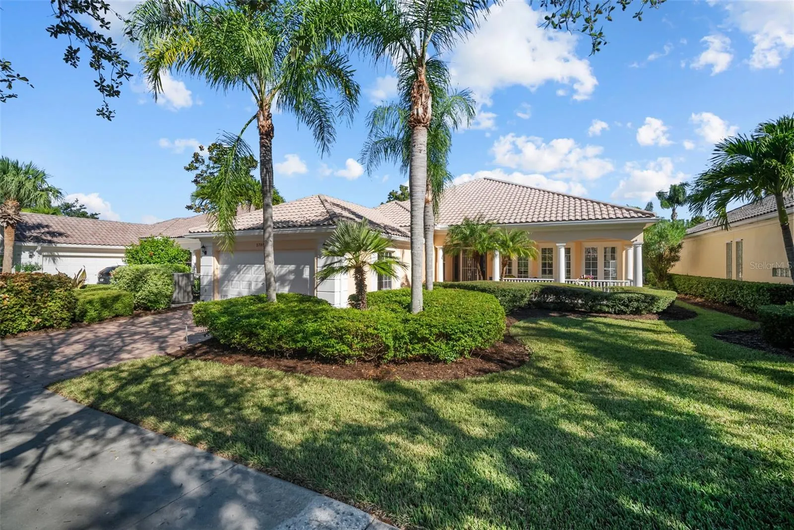 5785 VALENTE PL