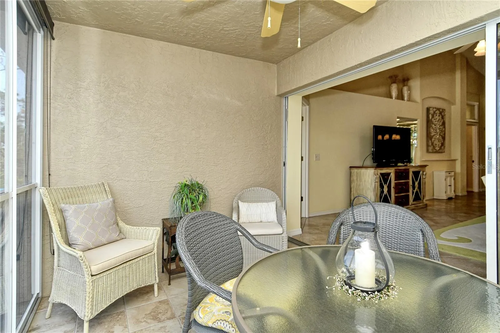 5250 HYLAND HILLS AVE #1525, #1525