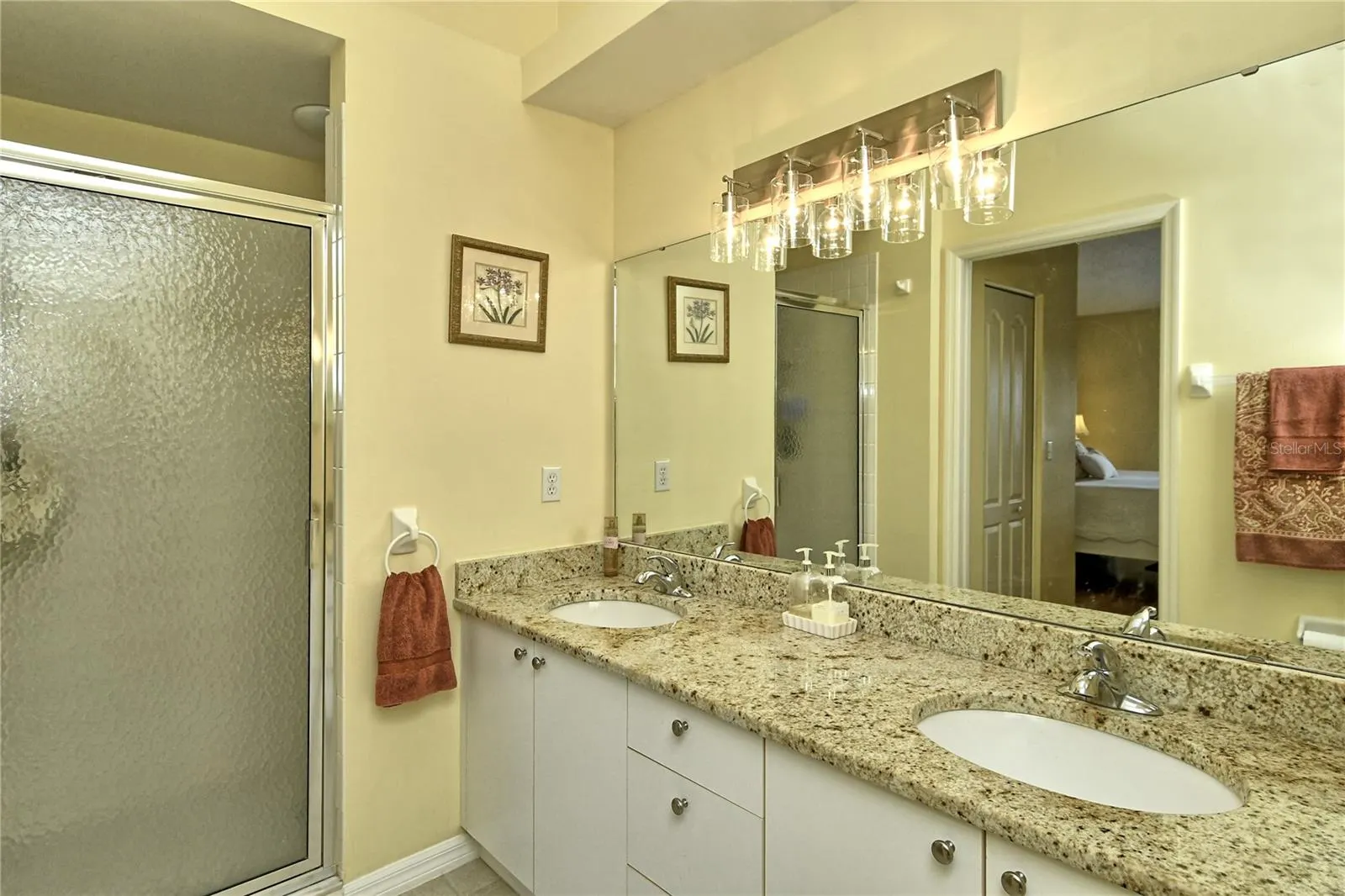 5250 HYLAND HILLS AVE #1525, #1525