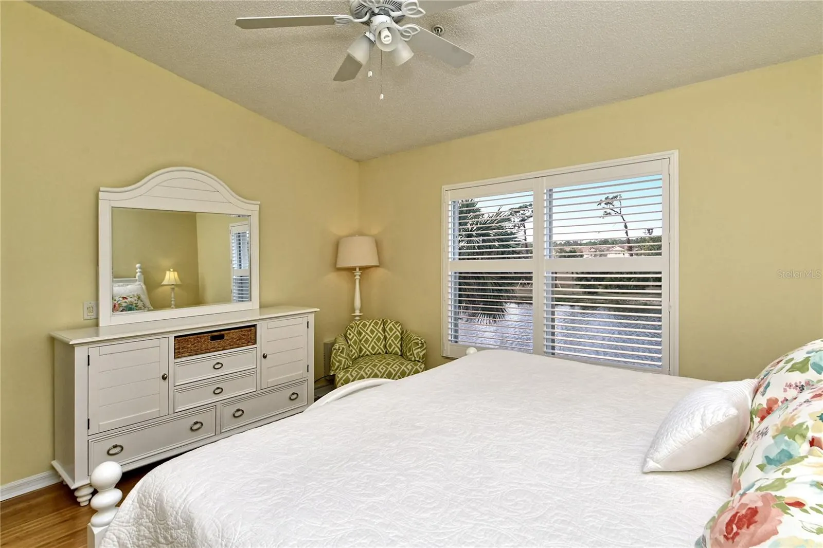 5250 HYLAND HILLS AVE #1525, #1525