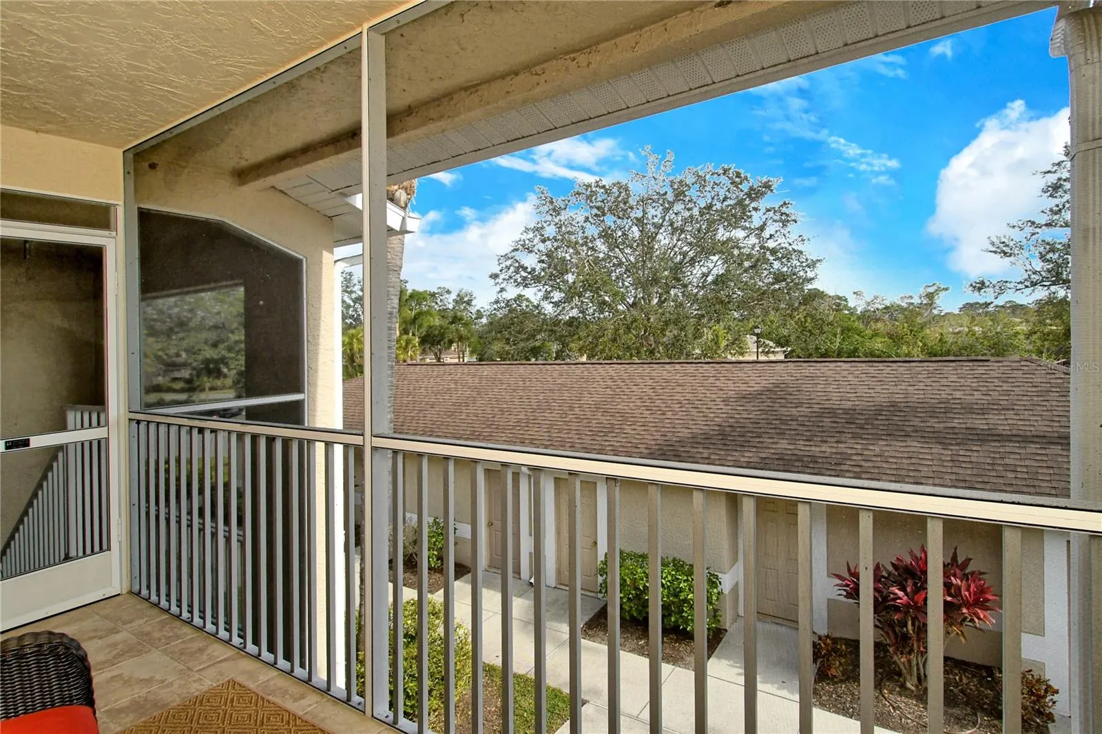 5250 HYLAND HILLS AVE #1525, #1525