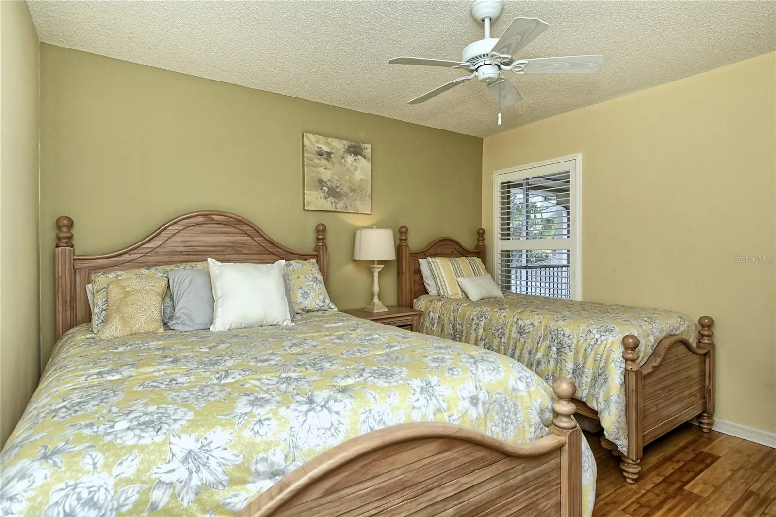 5250 HYLAND HILLS AVE #1525, #1525