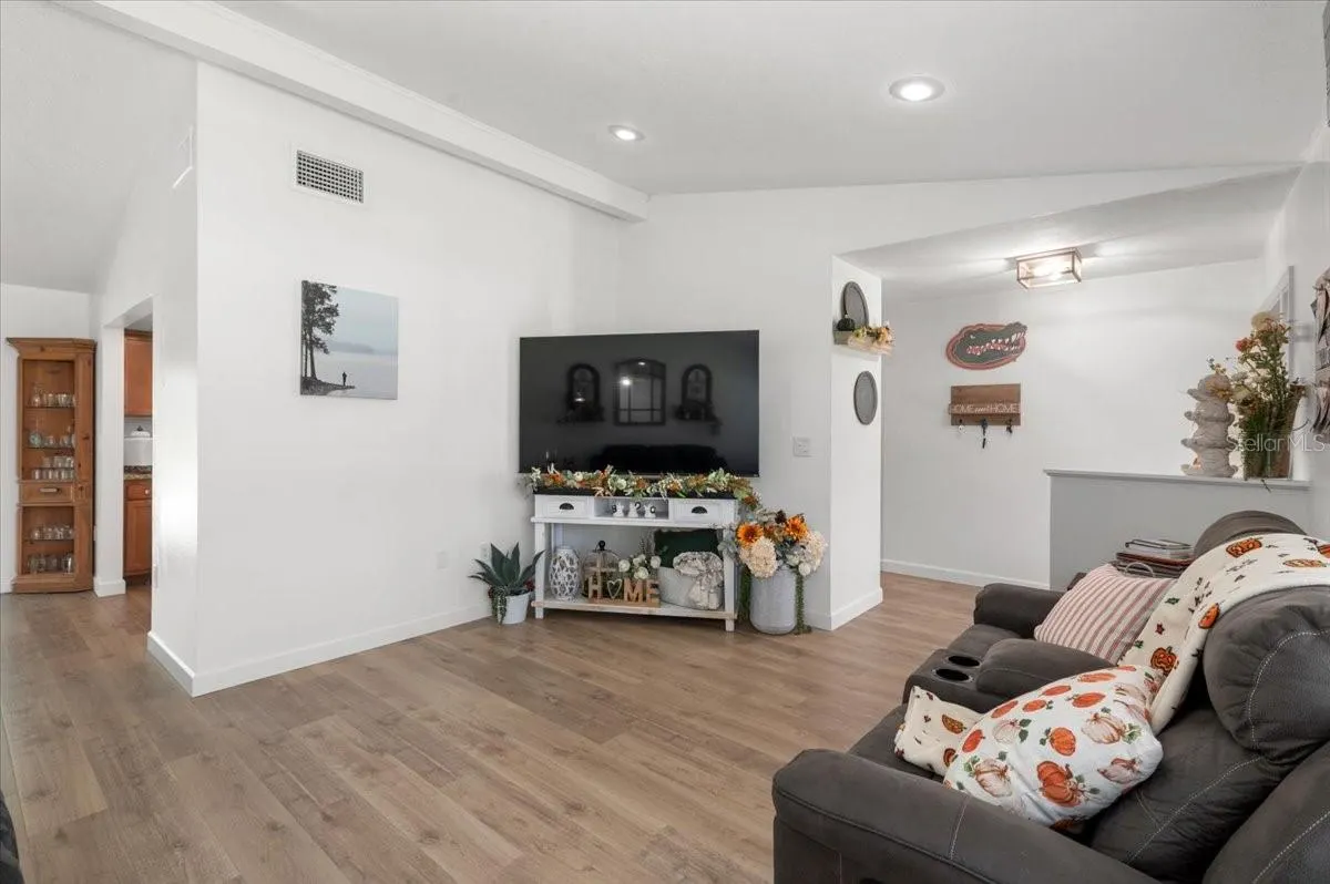 4629 THOMAS HOBY PL