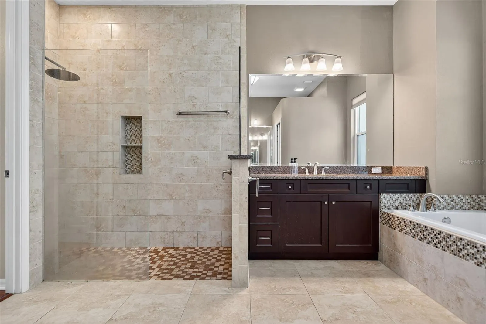 8965 WILDLIFE LOOP