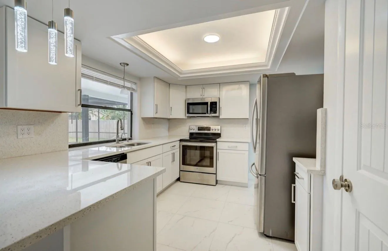 2214 SE 13TH ST