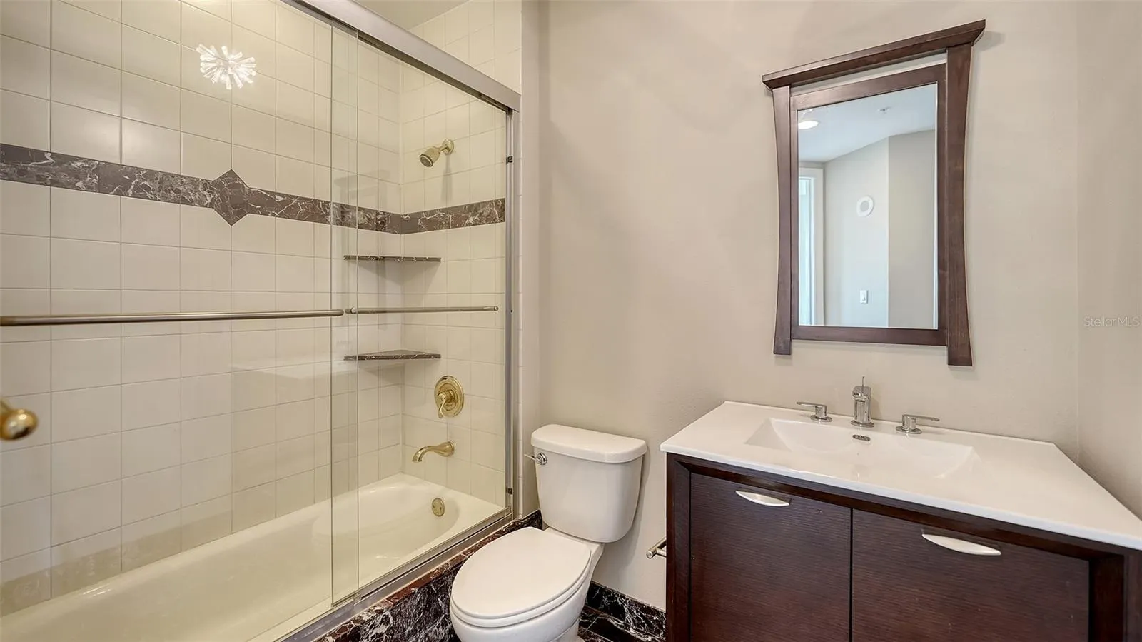 385 N POINT RD #903, #903