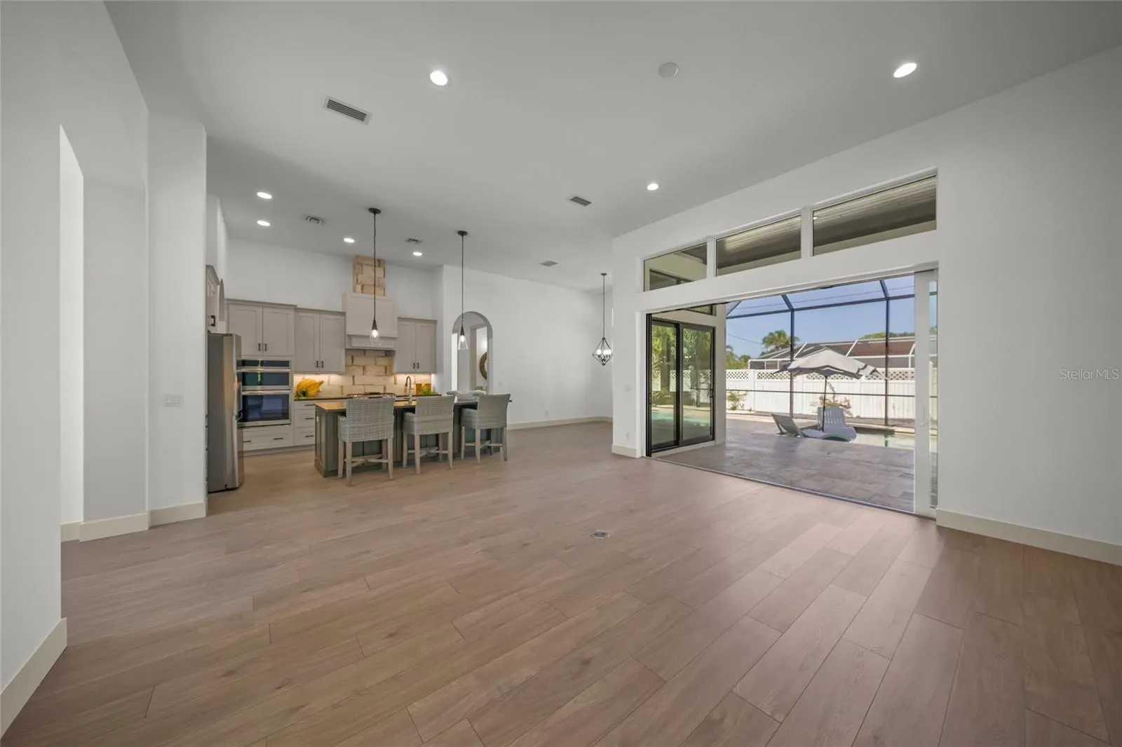 504 GULF ST