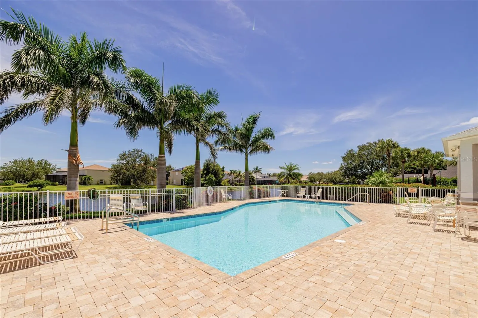 9010 GLADIOLUS PRESERVE CIR