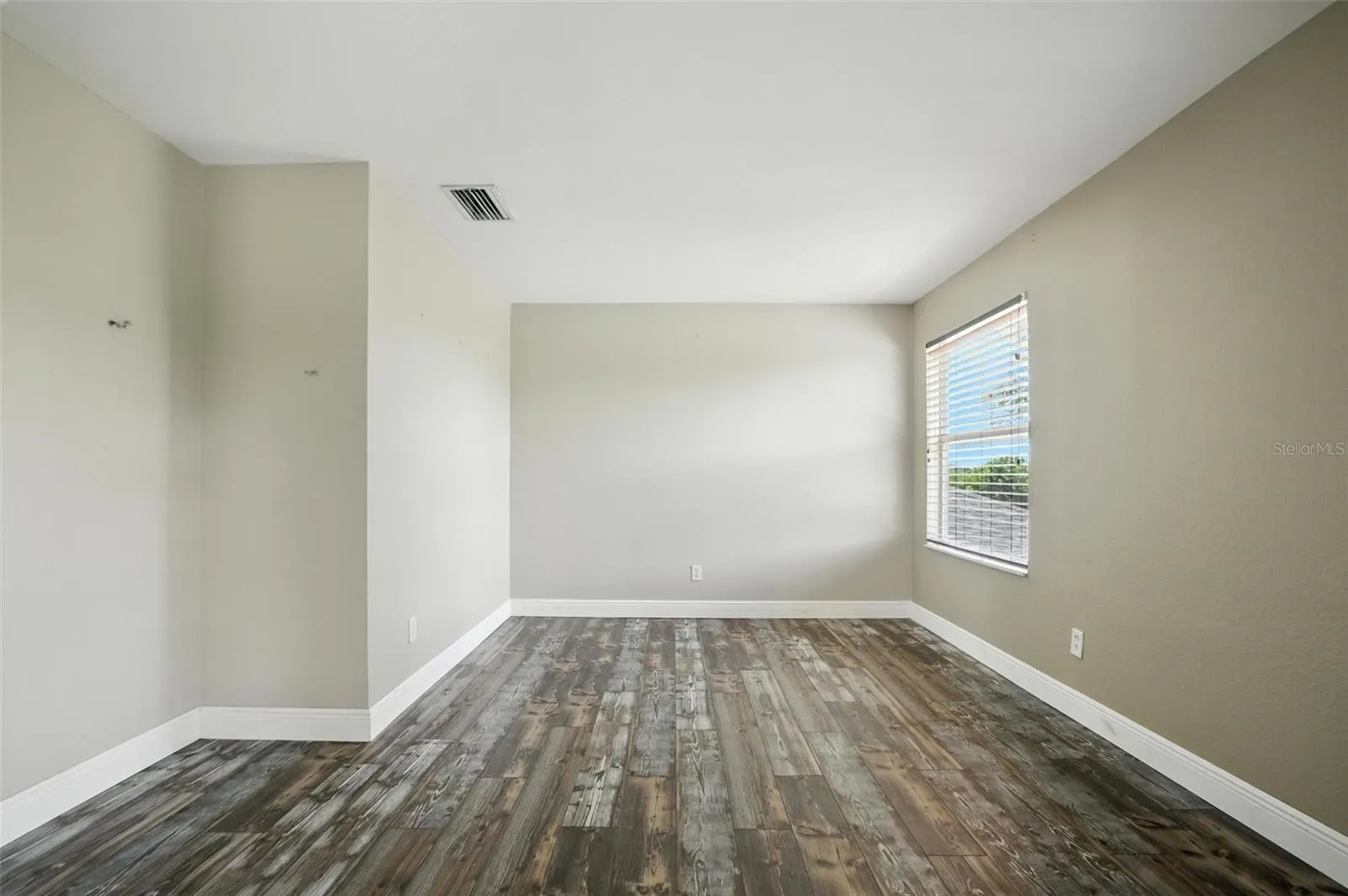 9010 GLADIOLUS PRESERVE CIR