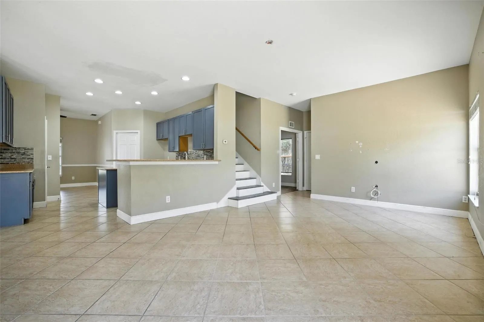 9010 GLADIOLUS PRESERVE CIR