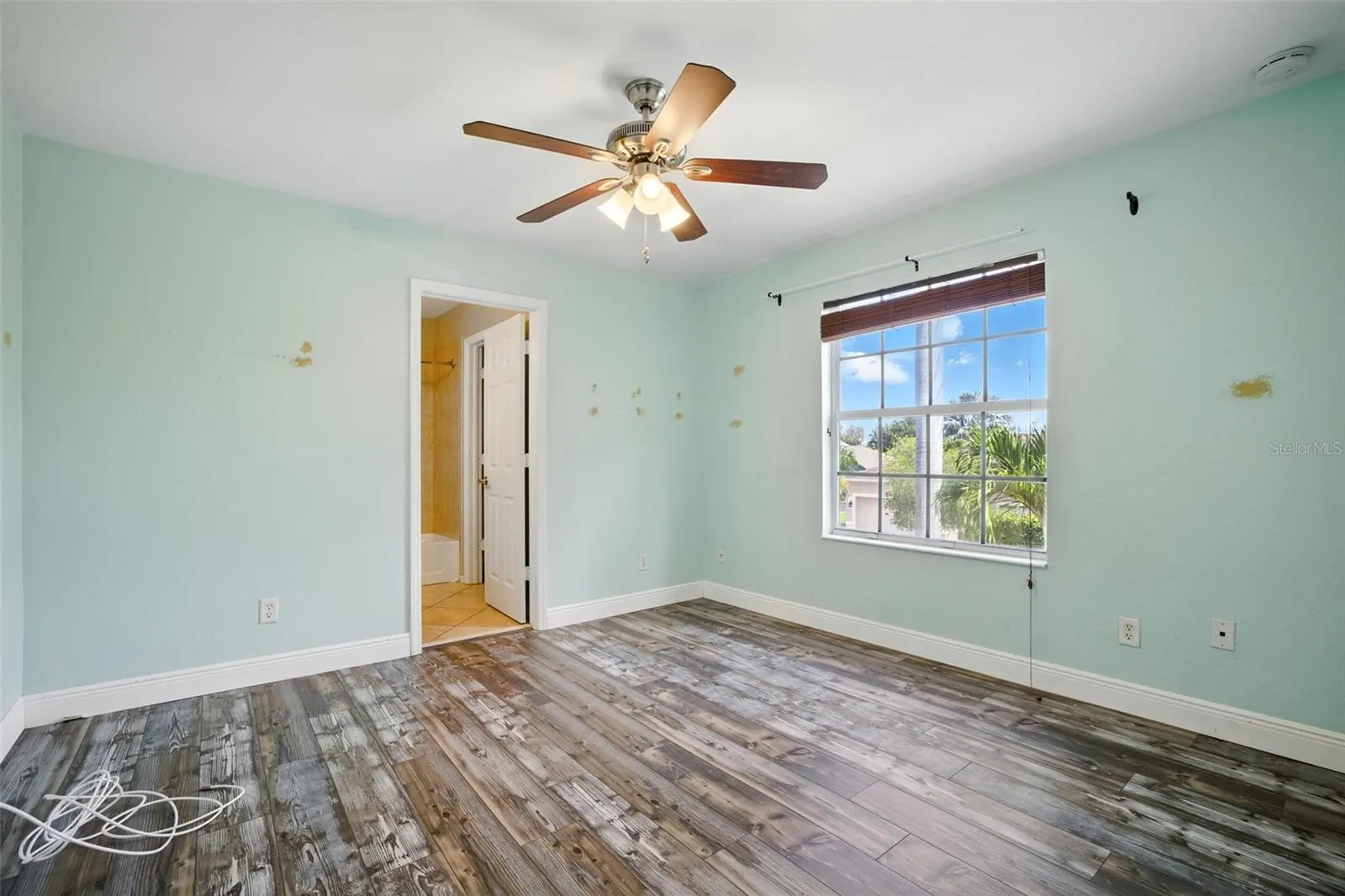 9010 GLADIOLUS PRESERVE CIR