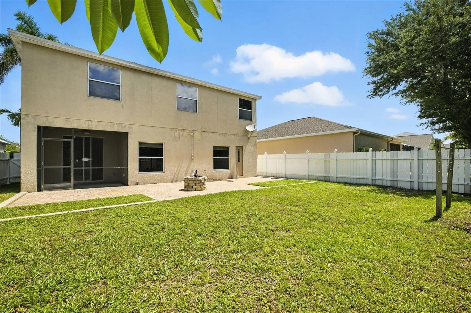 9010 GLADIOLUS PRESERVE CIR