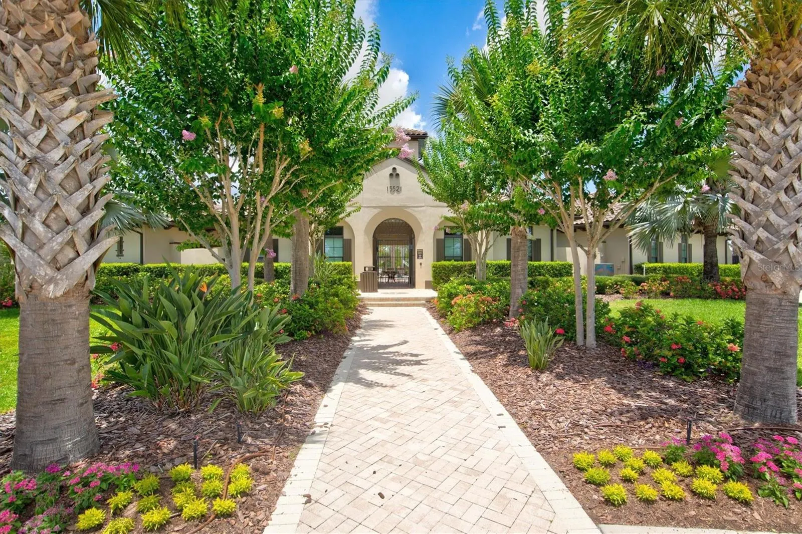 224 LONE DOVE LN