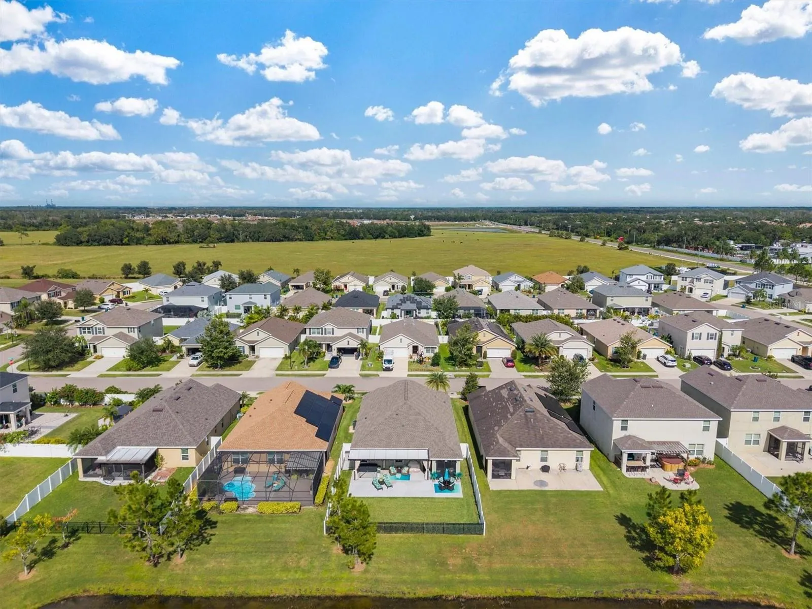 224 LONE DOVE LN