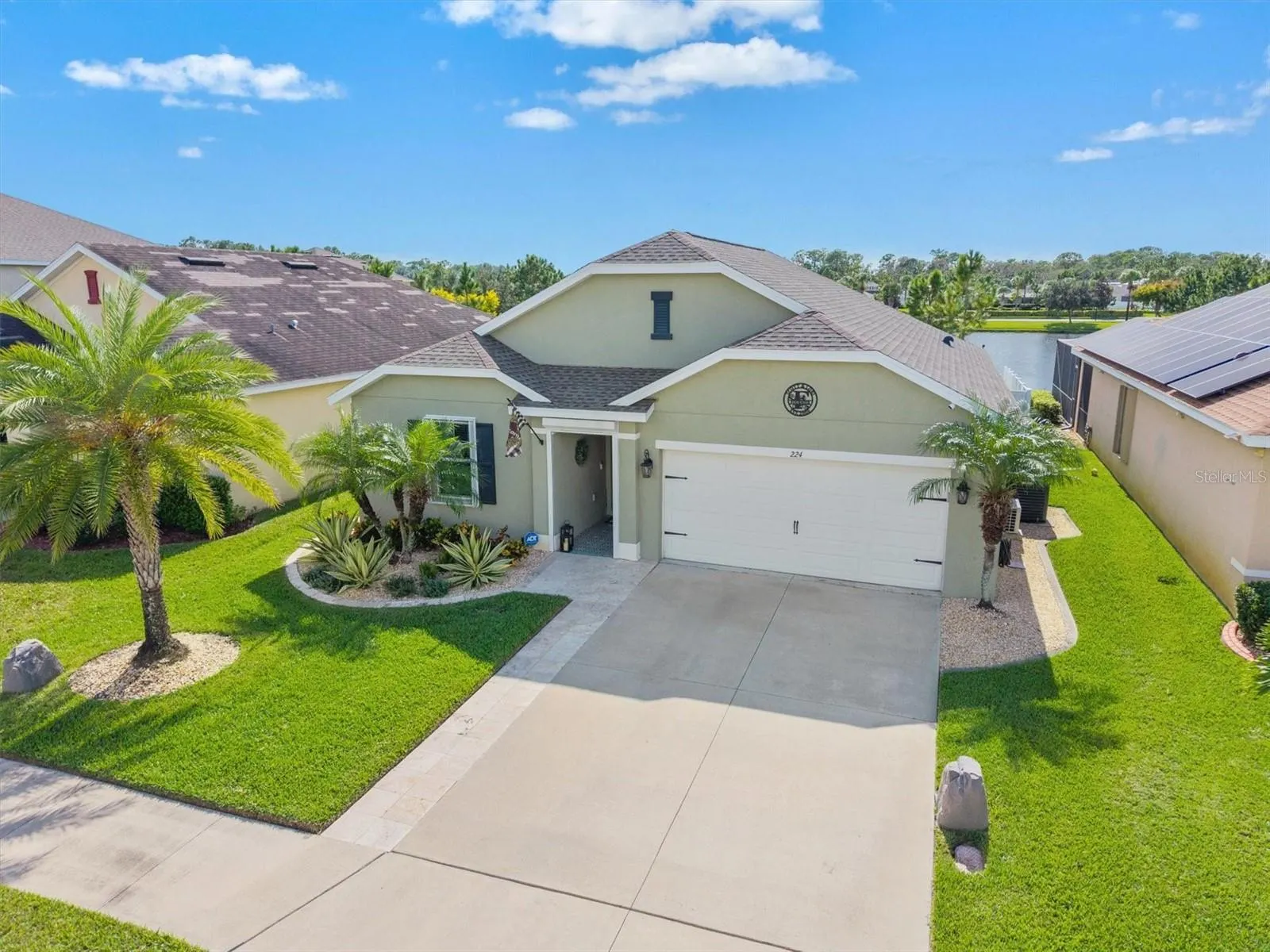224 LONE DOVE LN
