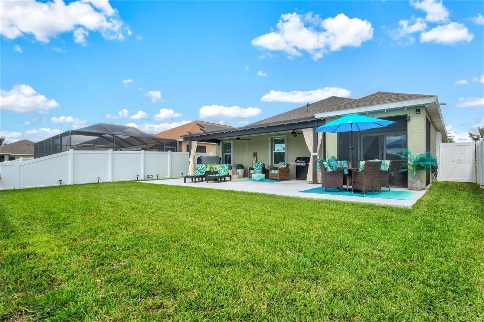 224 LONE DOVE LN