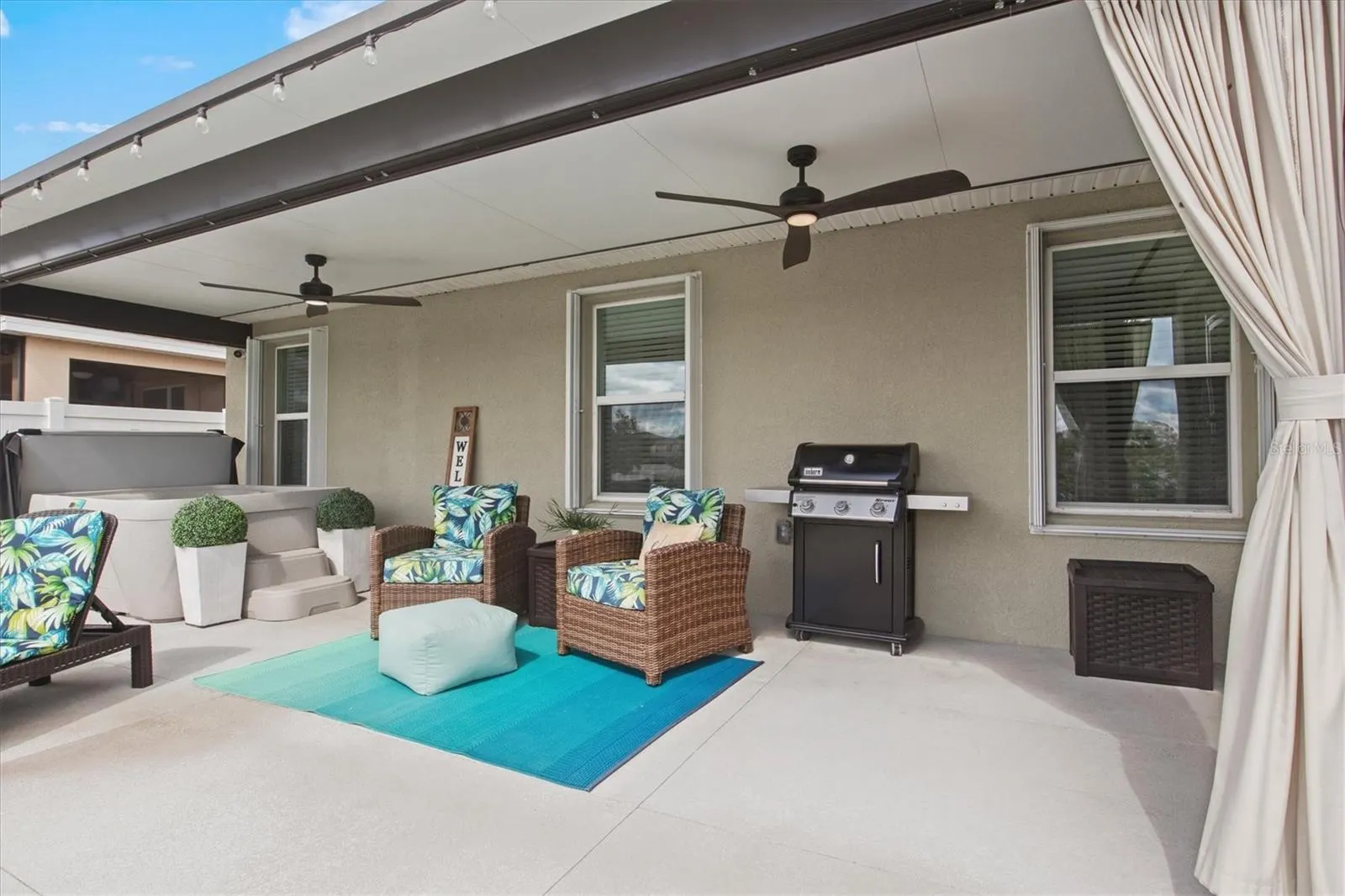 224 LONE DOVE LN