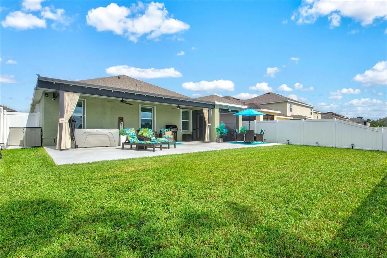224 LONE DOVE LN