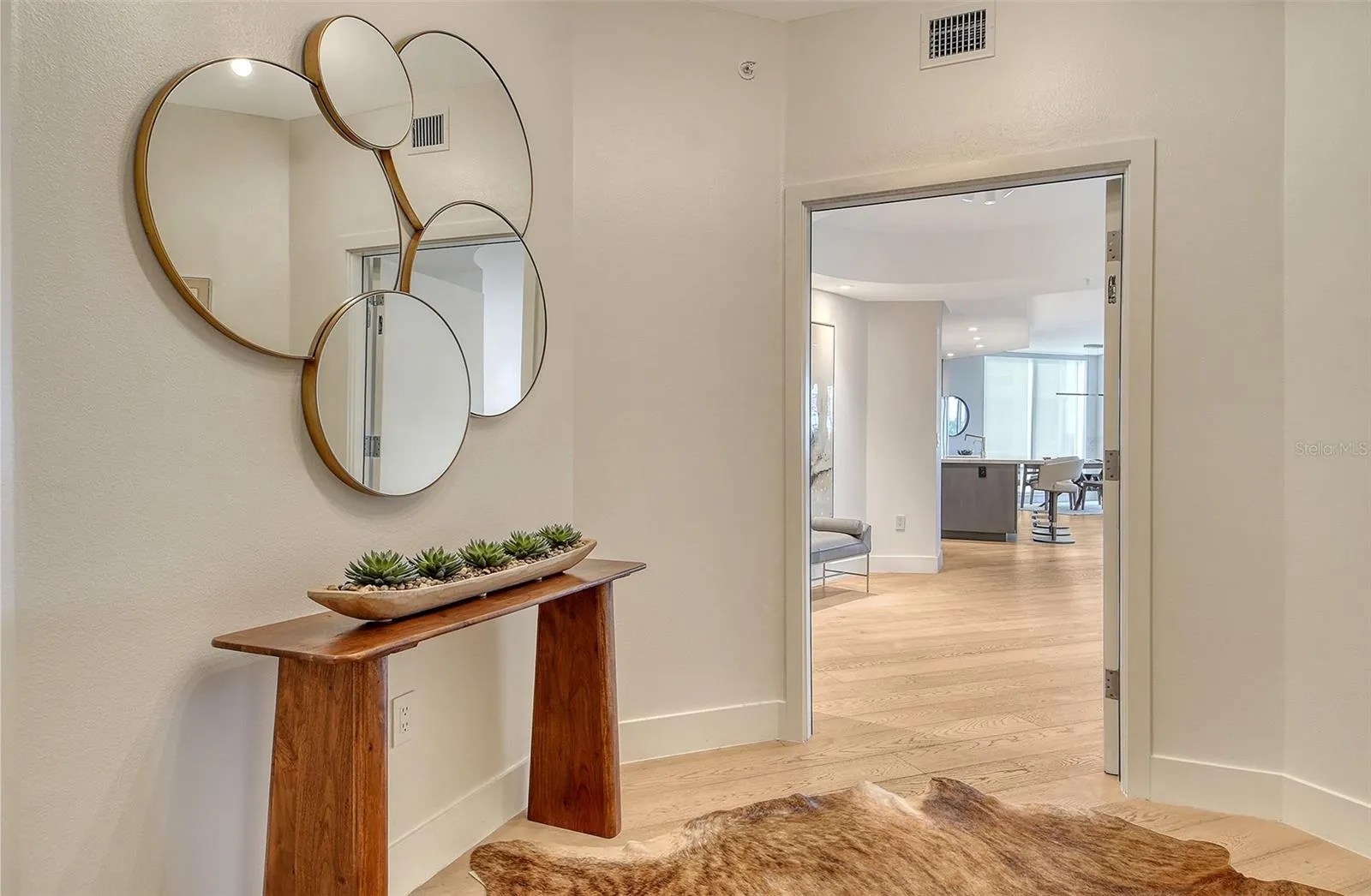 401 NORTH POINT RD #404, #404