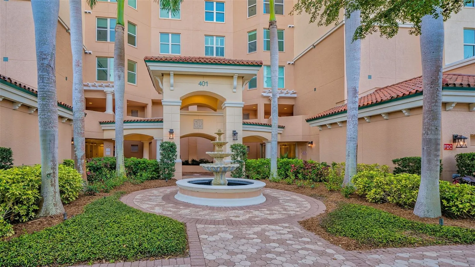 401 NORTH POINT RD #404, #404