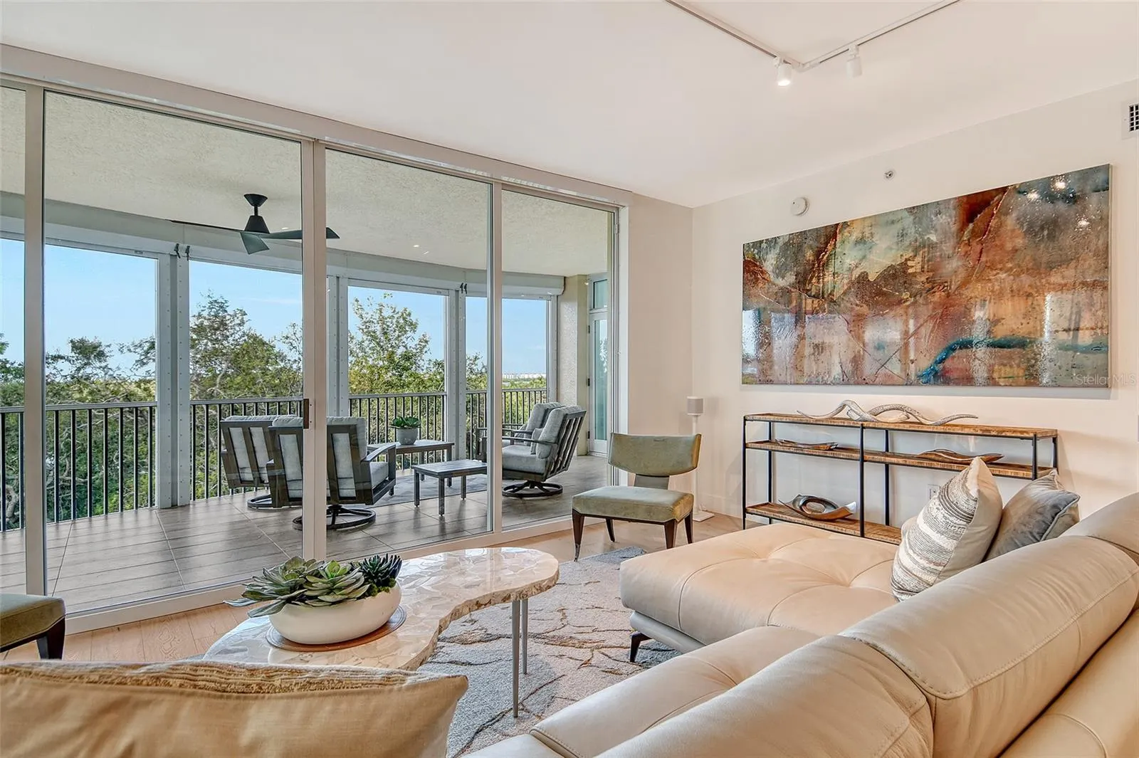 401 NORTH POINT RD #404, #404