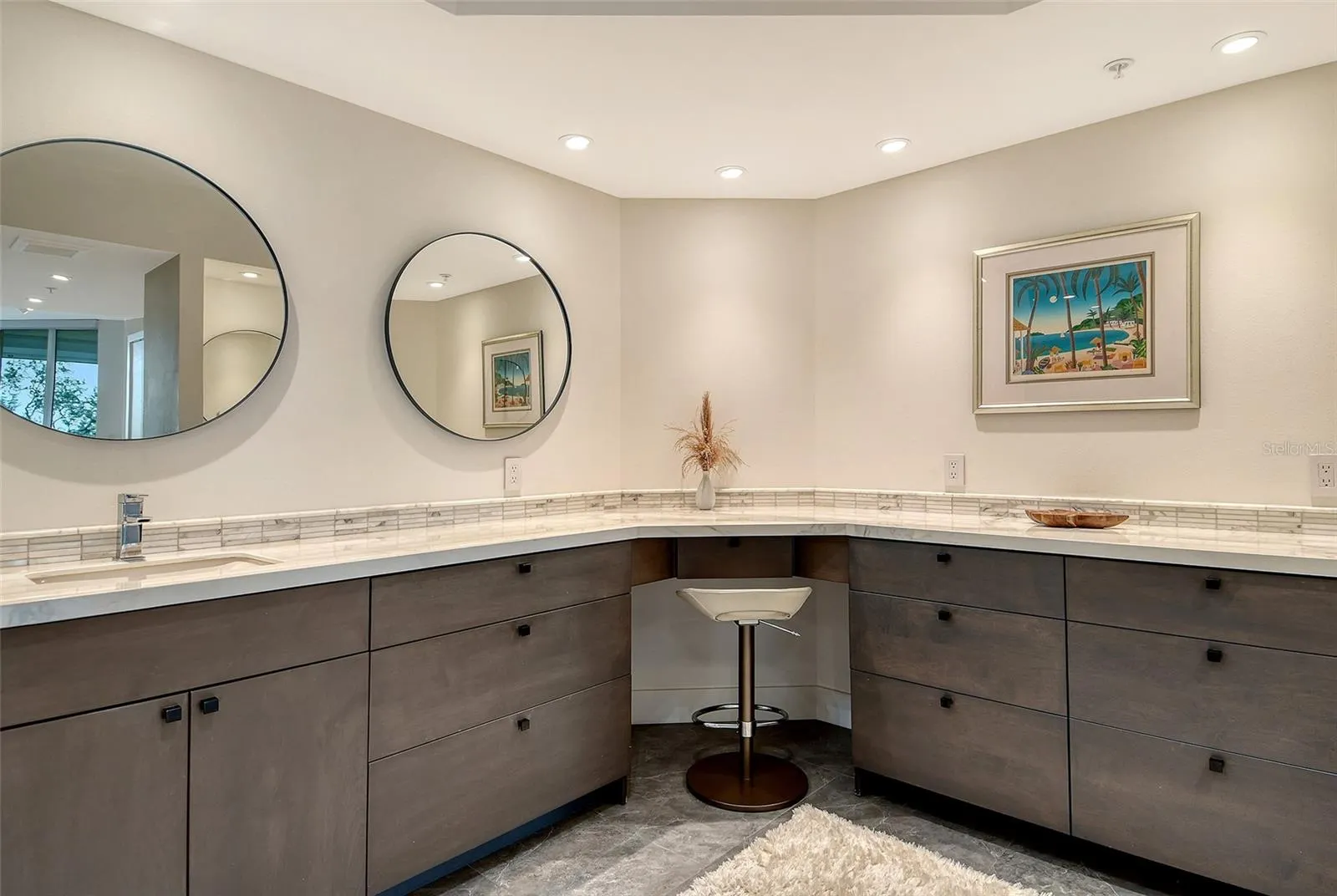 401 NORTH POINT RD #404, #404
