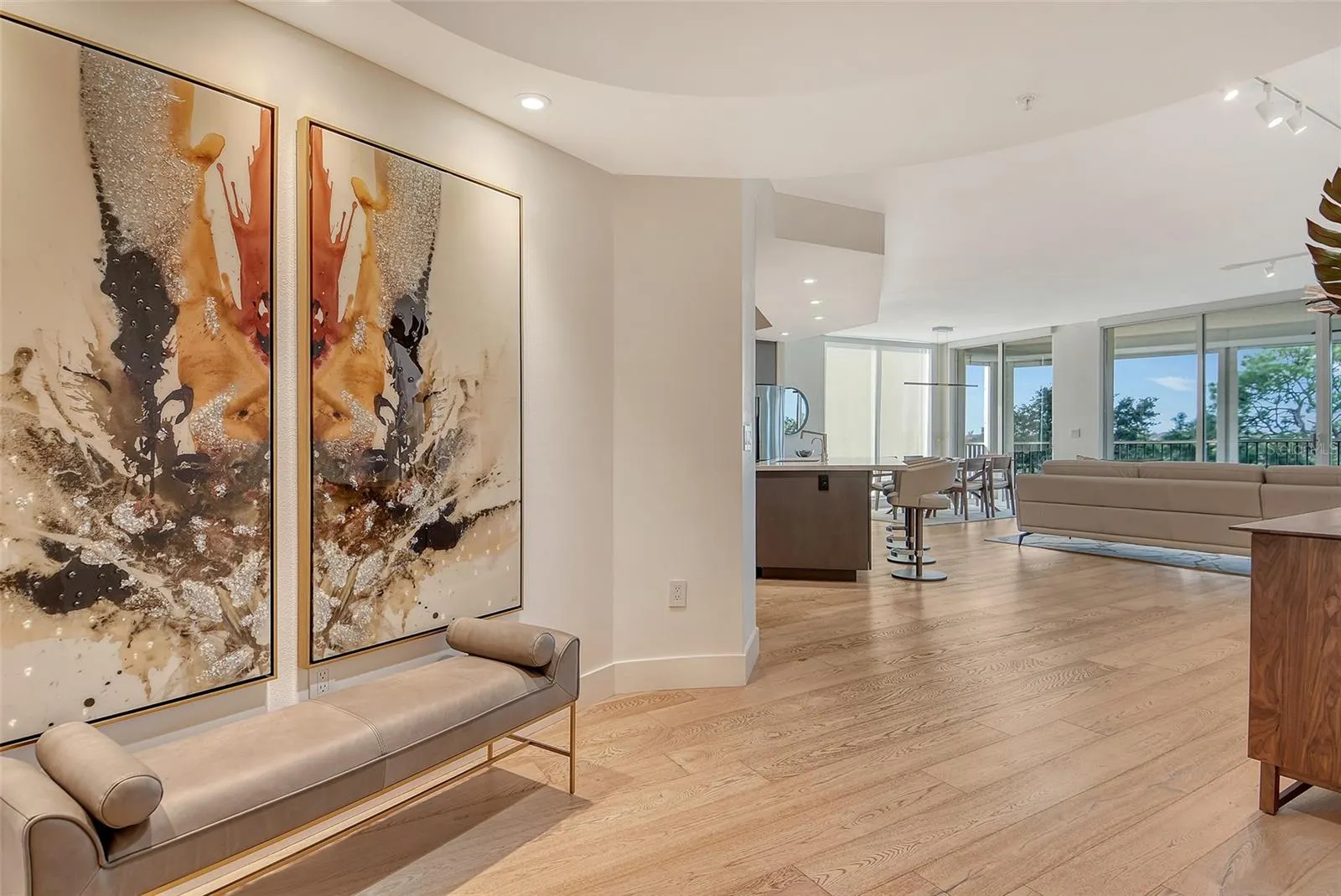 401 NORTH POINT RD #404, #404